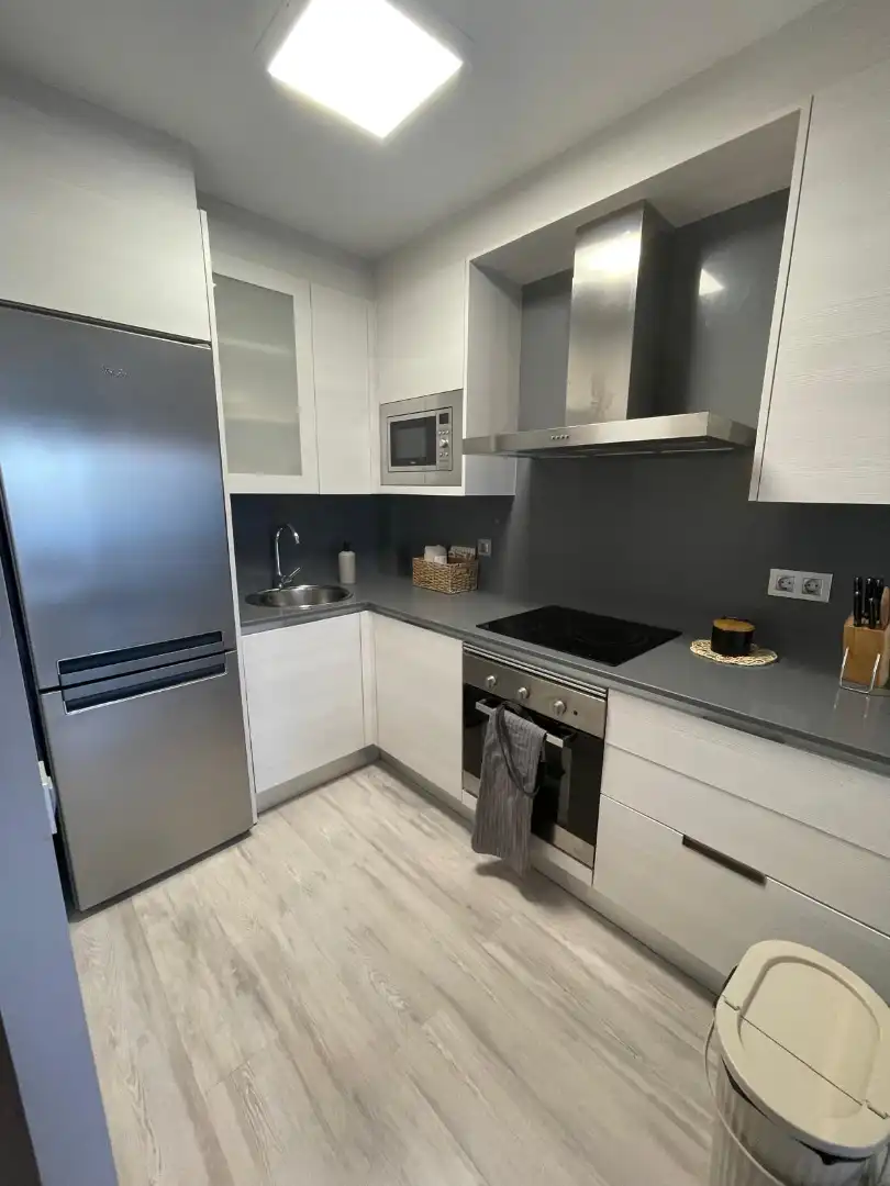 Cuina de Apartament de lloguer en Fraga amb Aire condicionat, Calefacció i Parquet