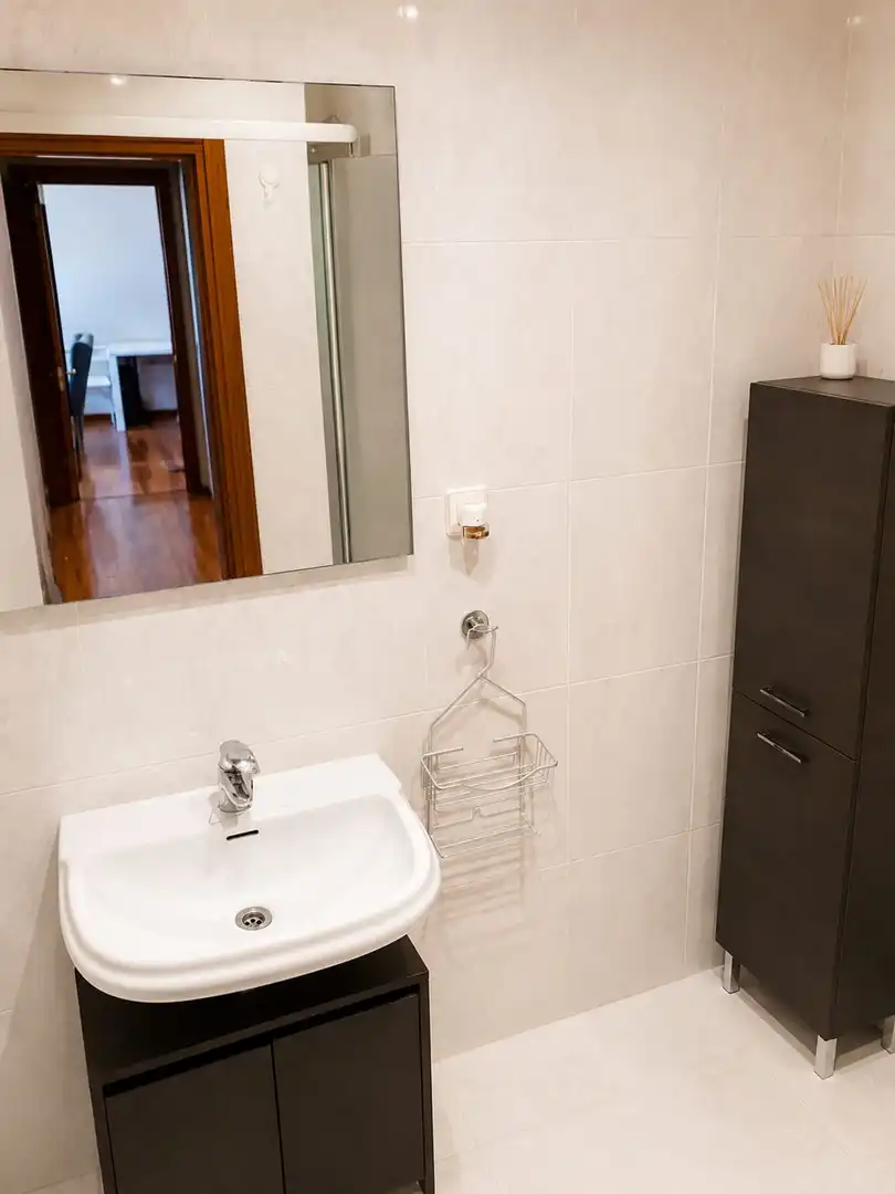 Bathroom of Flat for sale in Bilbao   with Heating, Terrace and Storage room