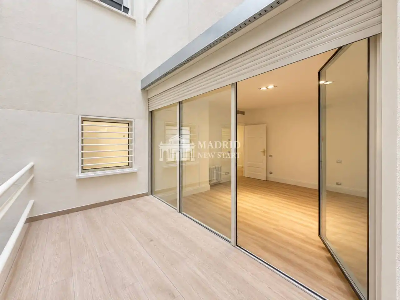 Terrace of Flat for rent in Madrid  with Air Conditioner, Heating and Parquet flooring
