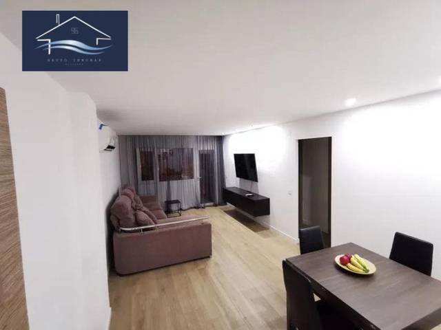 Piso en Venta en Calle General Pintos en Altozano - Conde Lumiares