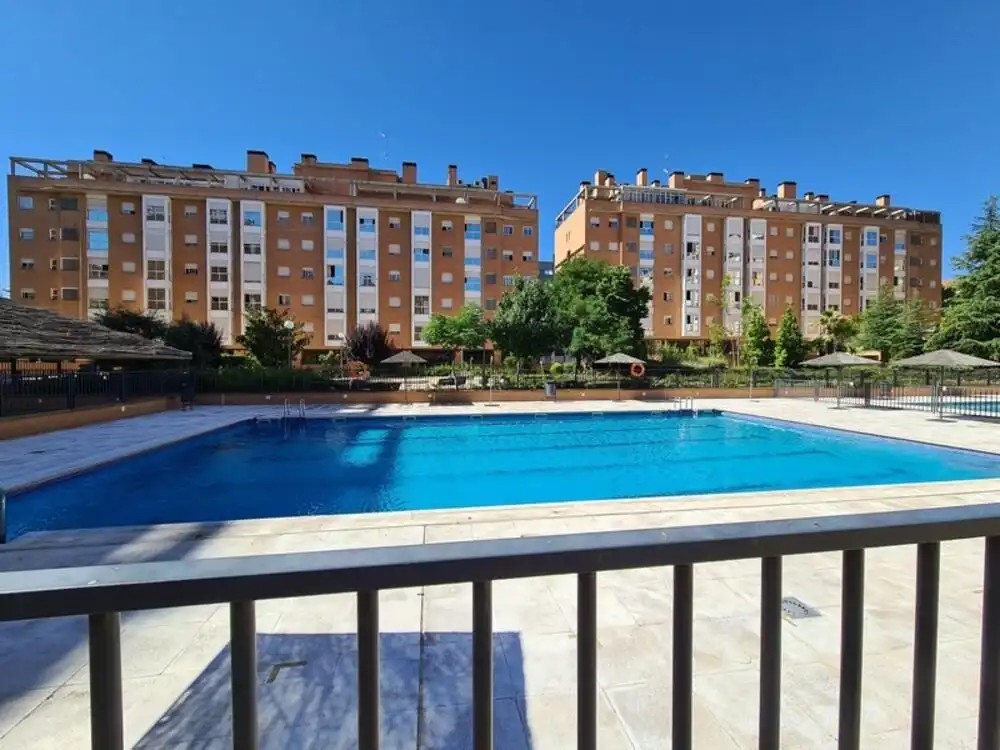 Flat with pool for sale in Carabanchel, imagen 16