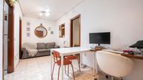 Living room of Apartment for sale in  Madrid Capital