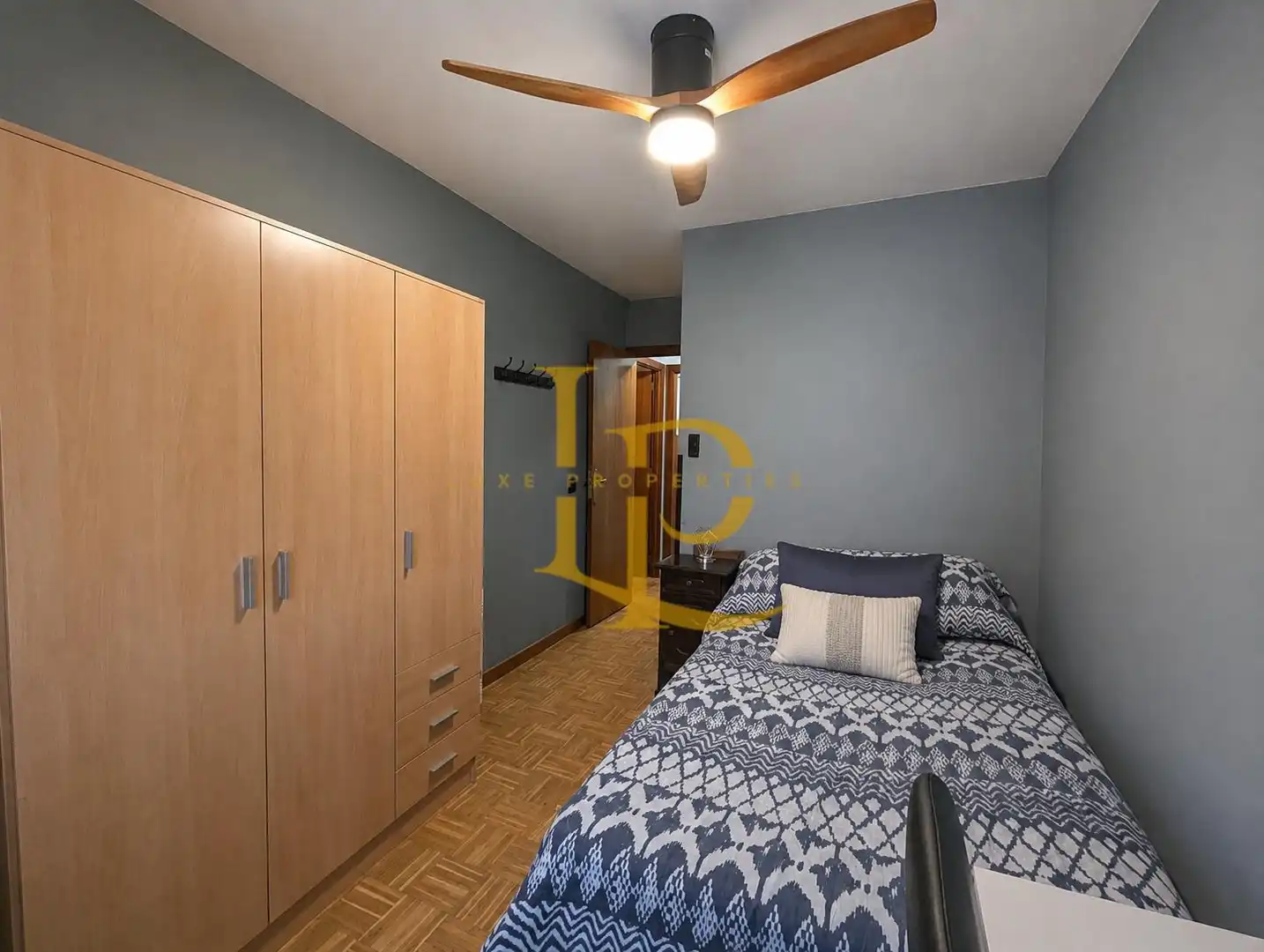 Habitación de Piso en venta en San Lorenzo de El Escorial con Calefacción, Jardín privado y Horno