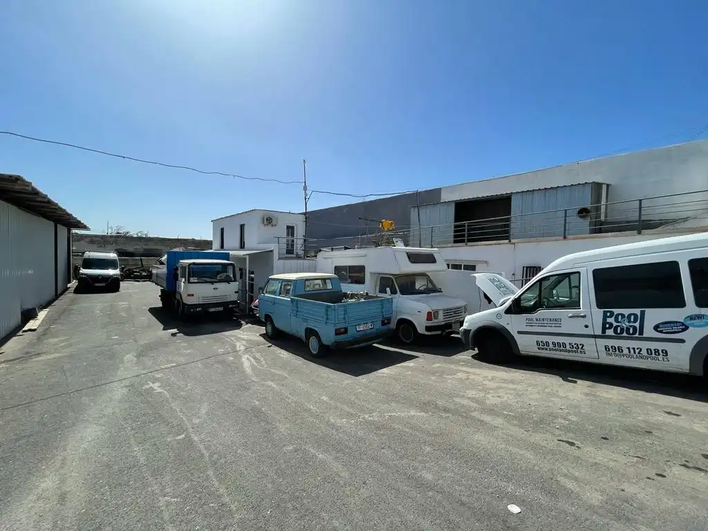 Parking de Local en venta en Granadilla de Abona con Amueblado