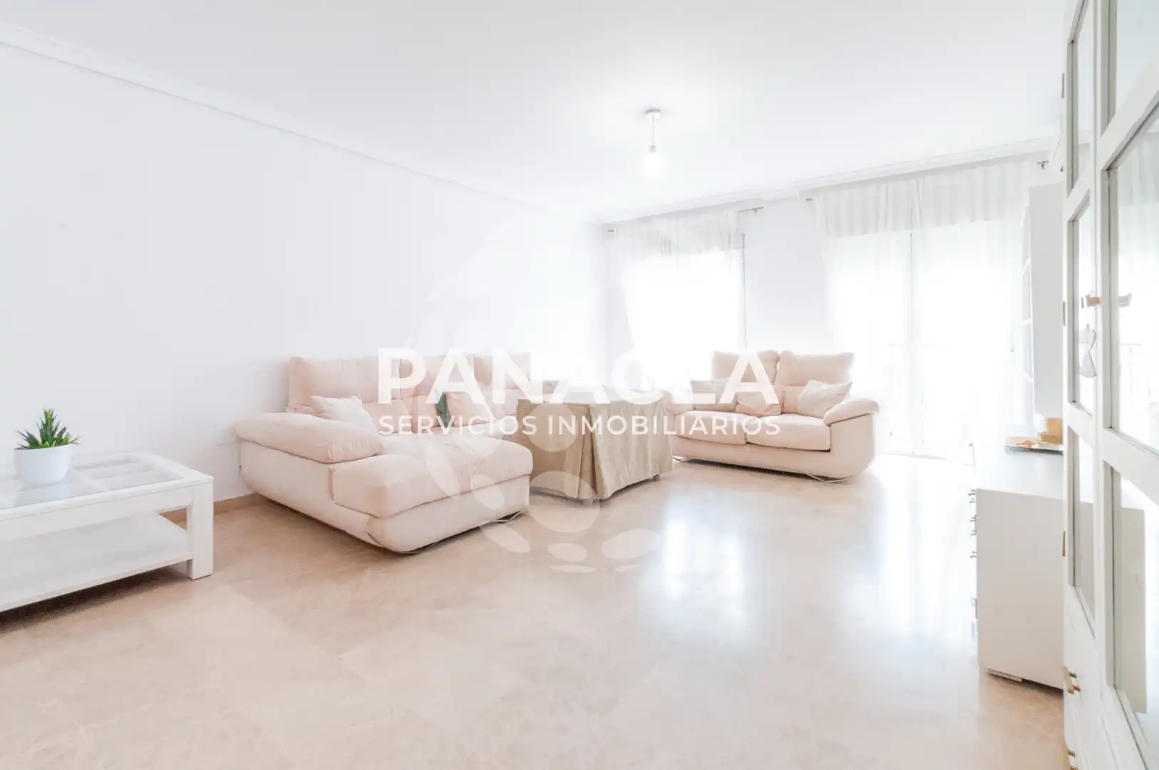 Living room of Flat for sale in Roquetas de Mar  with Furnished, Oven and Washing machine
