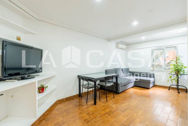 Piso en Venta en Plaça del Músic Espí en Torrefiel