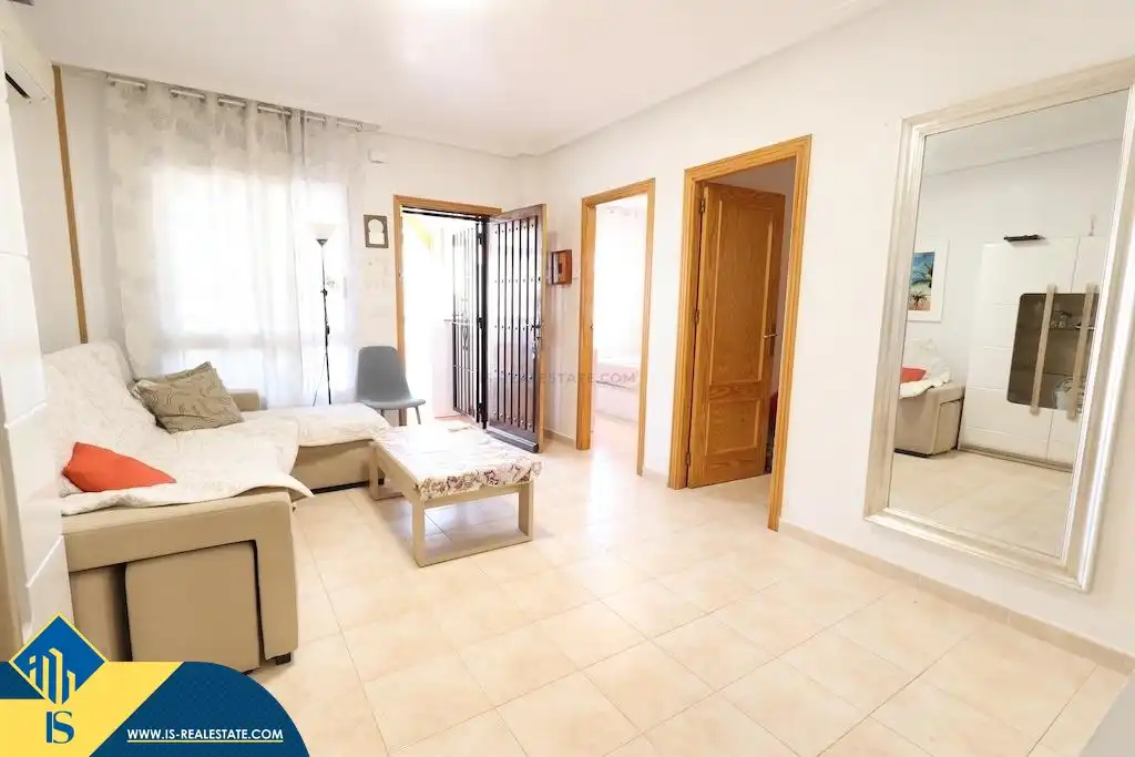 Piso de alquiler en Orihuela con Aire acondicionado, Terraza y Amueblado