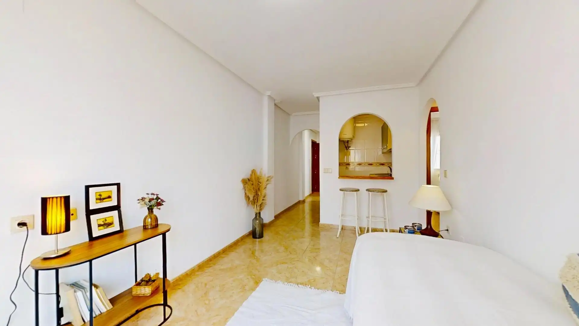 Vista exterior de Àtic en venda en Torrevieja amb Balcó i Piscina comunitària