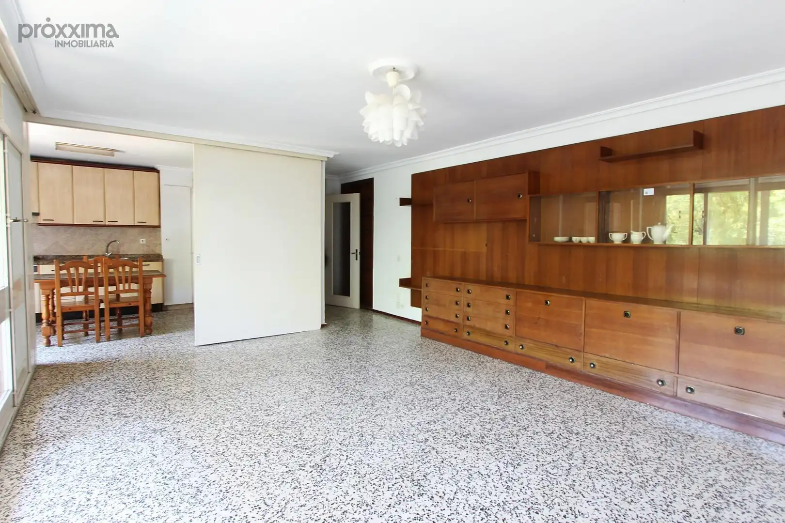 Flat with terrace for sale in Sur
