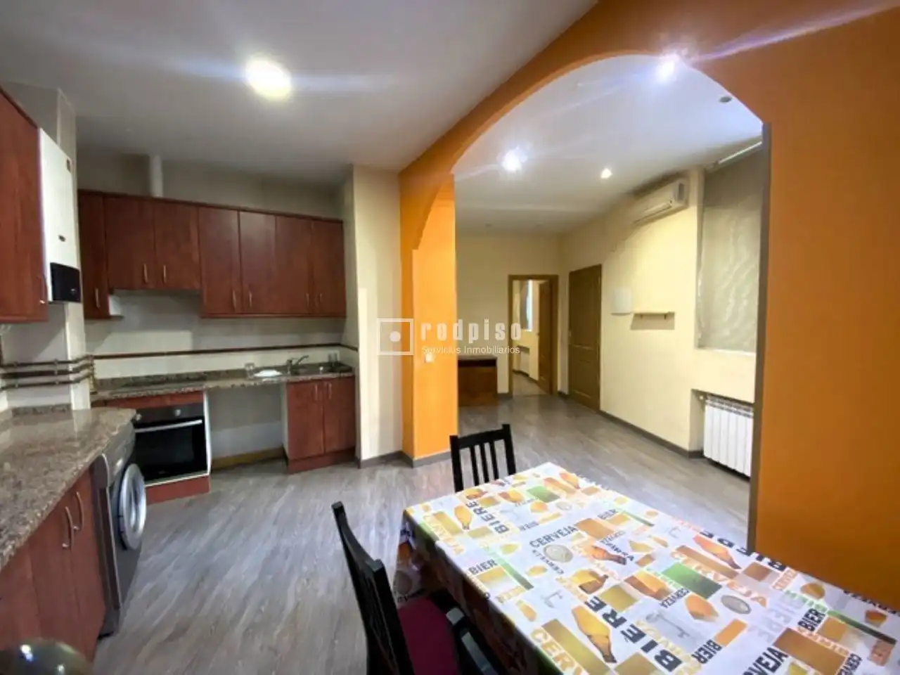 Küche von Wohnung zum Verkauf in Madrid mit Klimaanlage, Heizung und Parkett