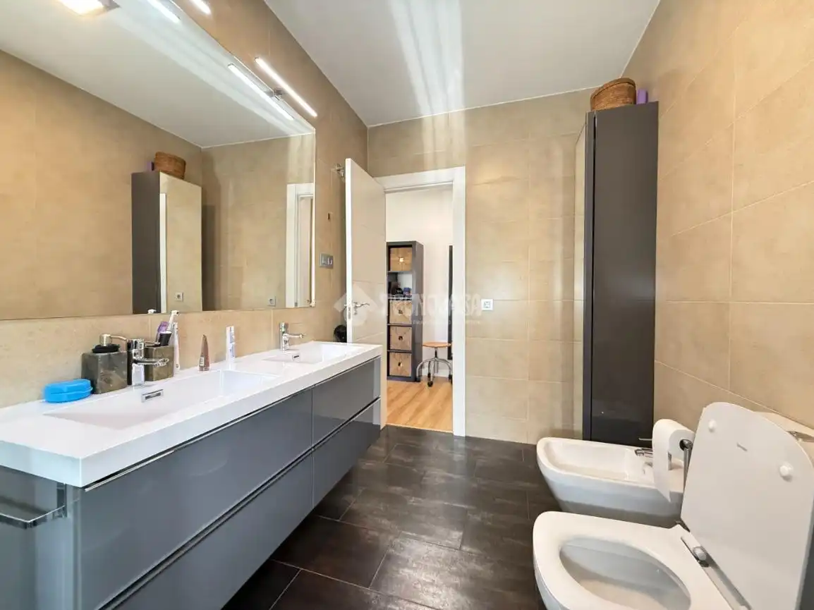 Bathroom of Detached homes for sale in Galapagar  with Heating, Private garden and Terrace