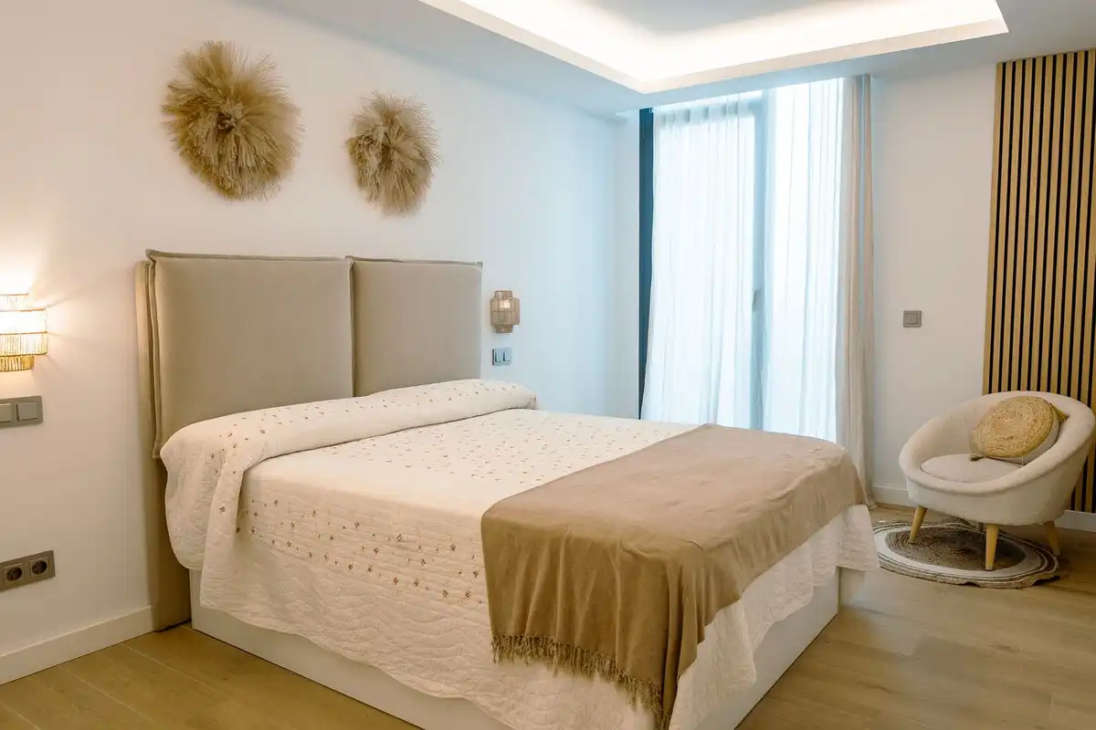 Bedroom of Houses for rent in Estepona