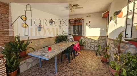 Casa de campo con piscina y parcela de mangos muy rentable