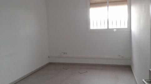 Foto 3 von Fabrikhallen zum Verkauf in Calle la Solana, Larache, Ciudad Real Capital