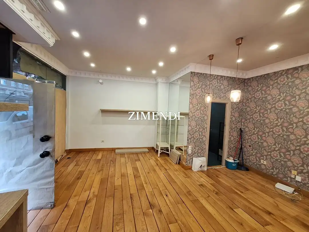 Local comercial de lloguer a Durango