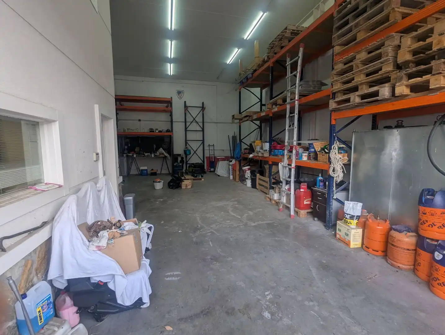 Industrial buildings for sale in Erandio