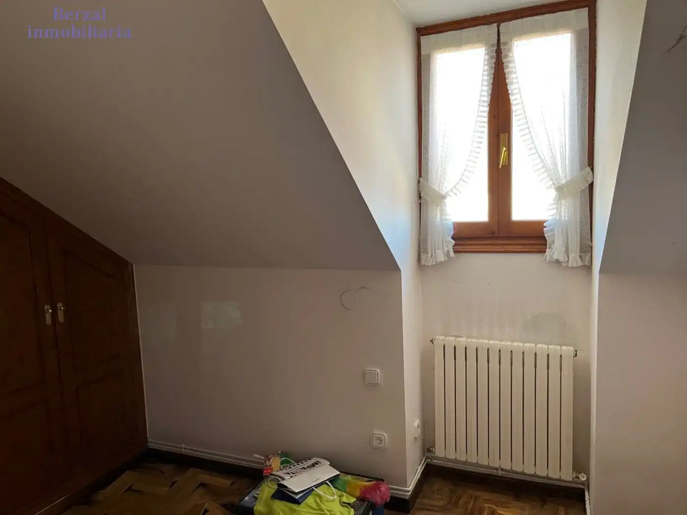 Haus zum Verkauf in Calle Academia Militar, imagen 30