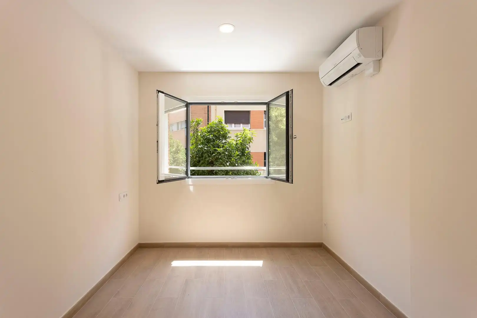 Terrasse von Wohnung zur Miete in Barcelona mit Terrasse