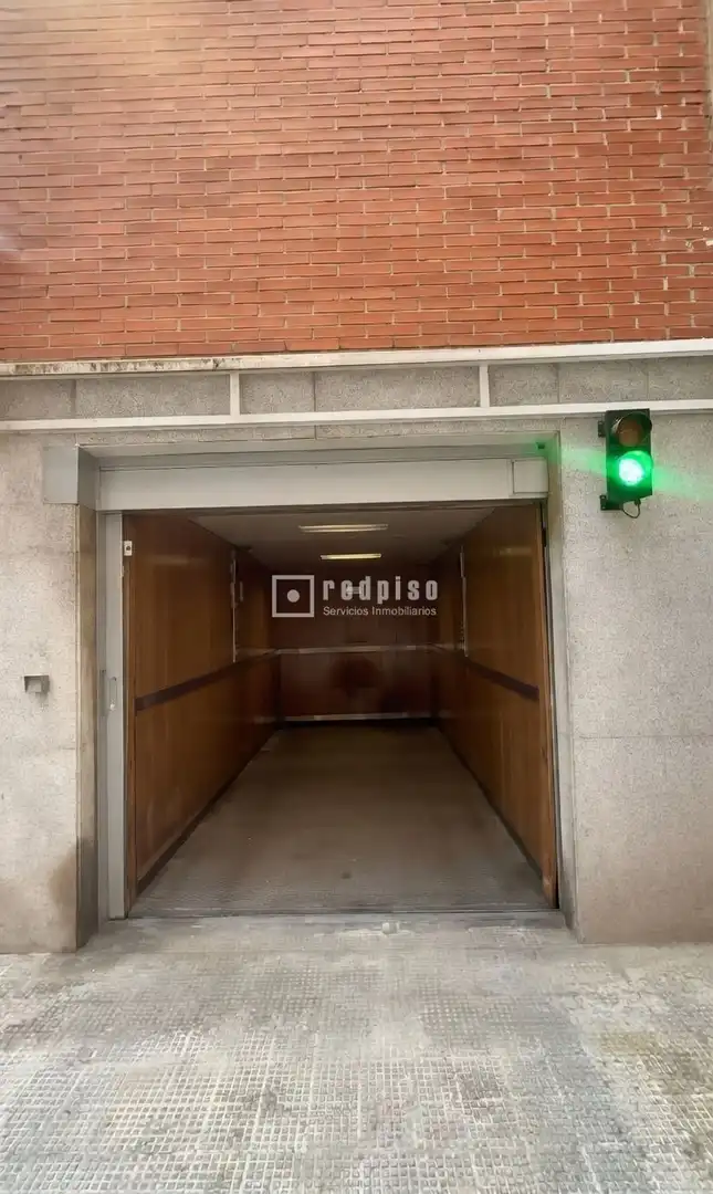 Individual amb ascensor en venda a de Cea Bermúdez, imagen 6