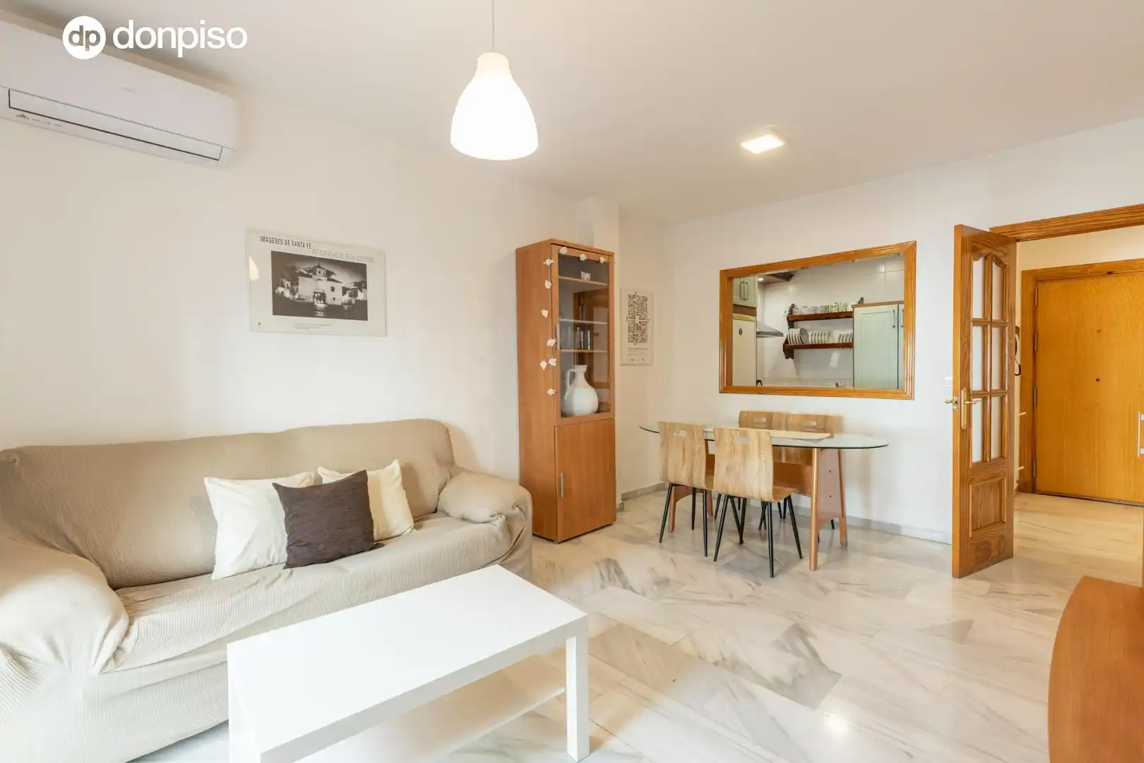 Sala d'estar de Pis en venda en Santa Fe amb Aire condicionat i Terrassa