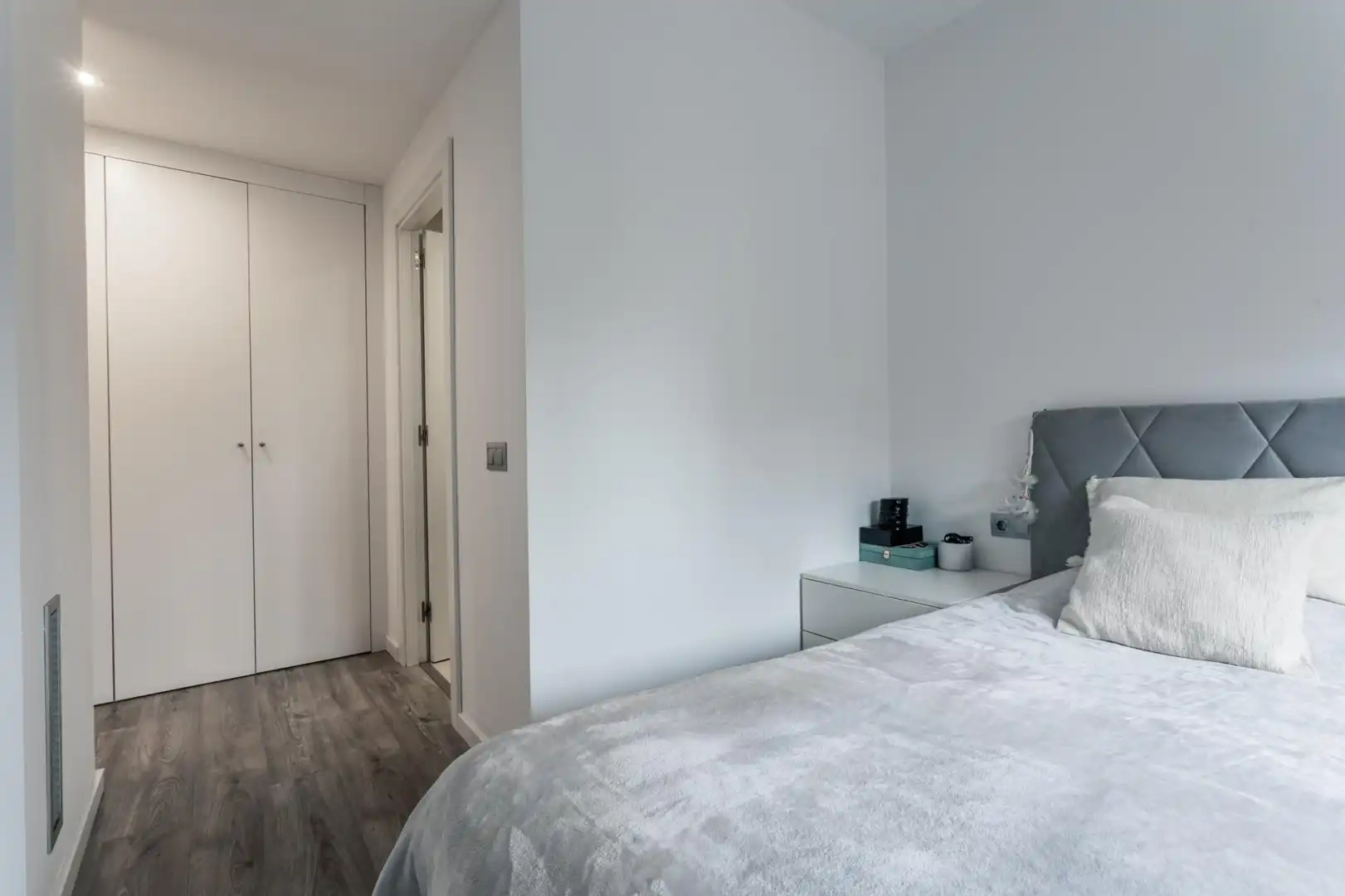 Dormitori de Pis en venda en Esplugues de Llobregat amb Calefacció, Parquet i Terrassa