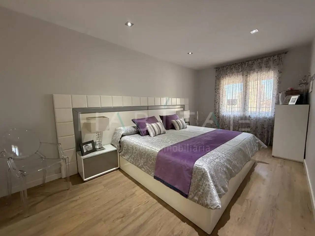 Habitación de Apartamento en venta en Pilar de la Horadada con Aire acondicionado, Amueblado y Balcón