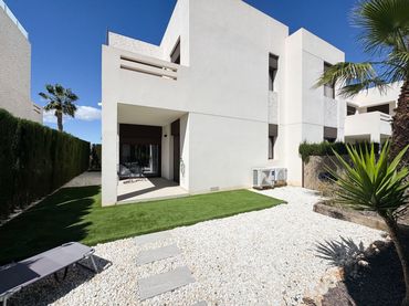Bungalow amb piscina en venda a antonio pedrera soler 47