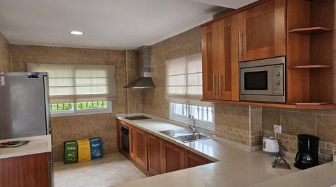 Foto 4 de Casa adosada de lloguer a Avenida General Caffarena, 36, Buenavista - Lauro Golf, Alhaurín de la Torre