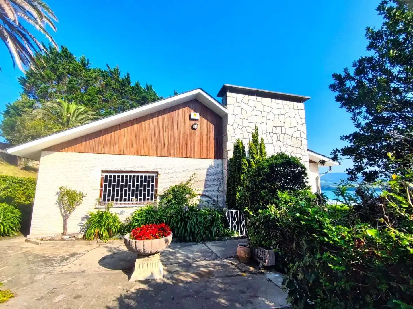 Exterior view of Houses for sale in Castropol  with Private garden, Terrace and Storage room