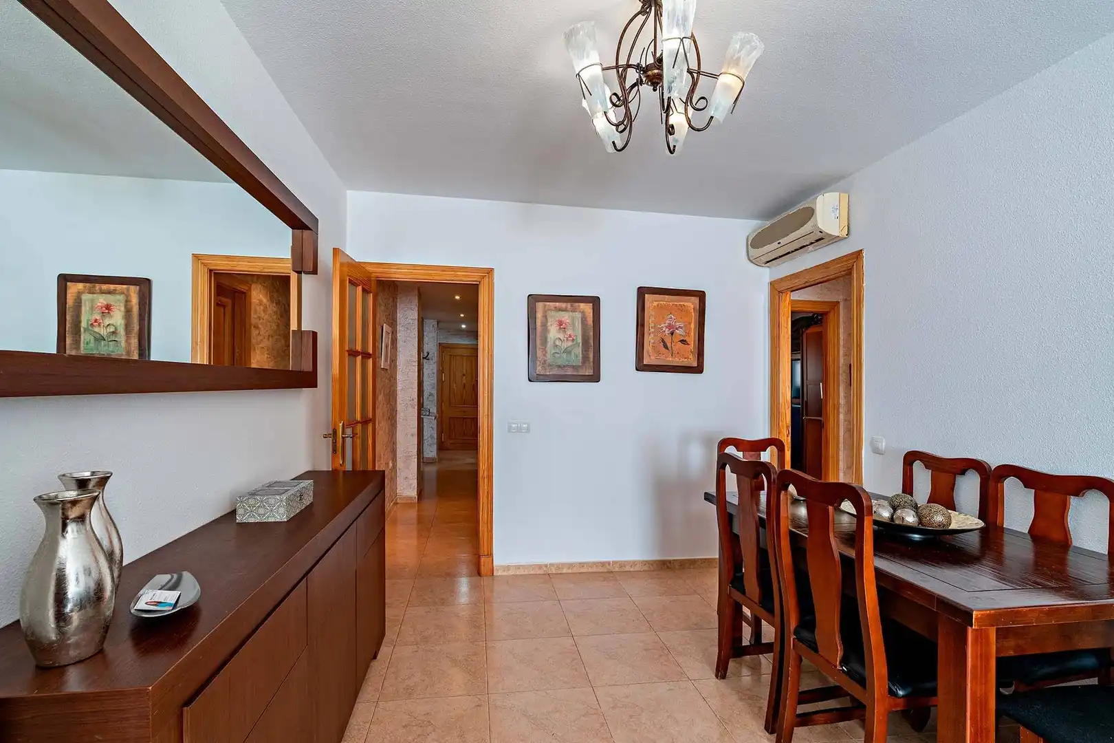 Piso en venta en Roquetas de Mar con Aire acondicionado, Terraza y Balcón