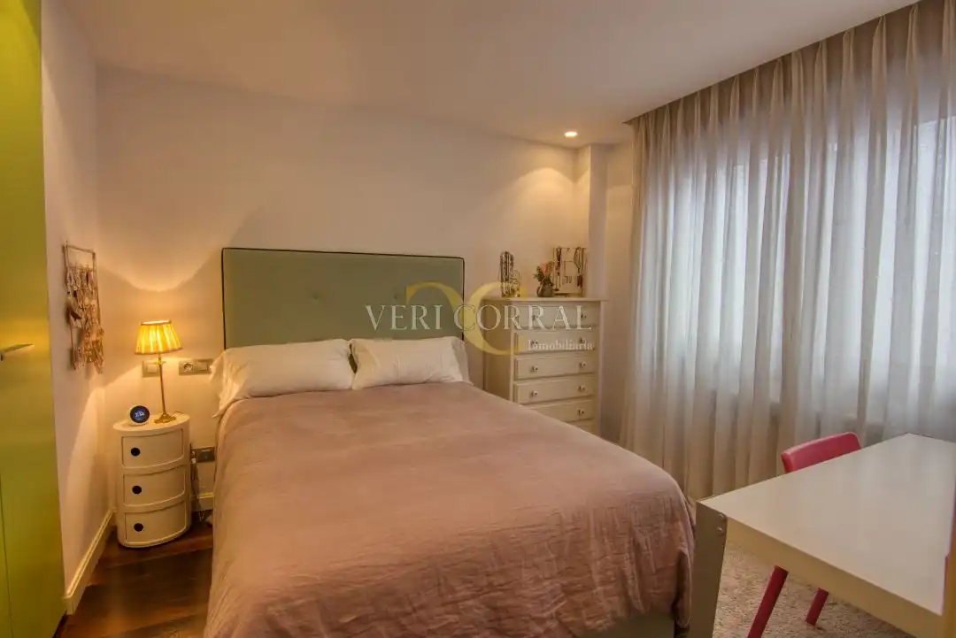 Duplexes for sale in Calle Ingeniero Marquina, Parque San Francisco - Uría