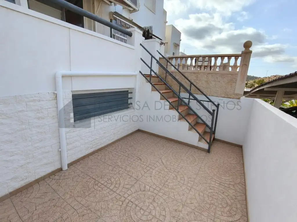Terrasse von Einfamilien-Reihenhaus zum Verkauf in Petrer