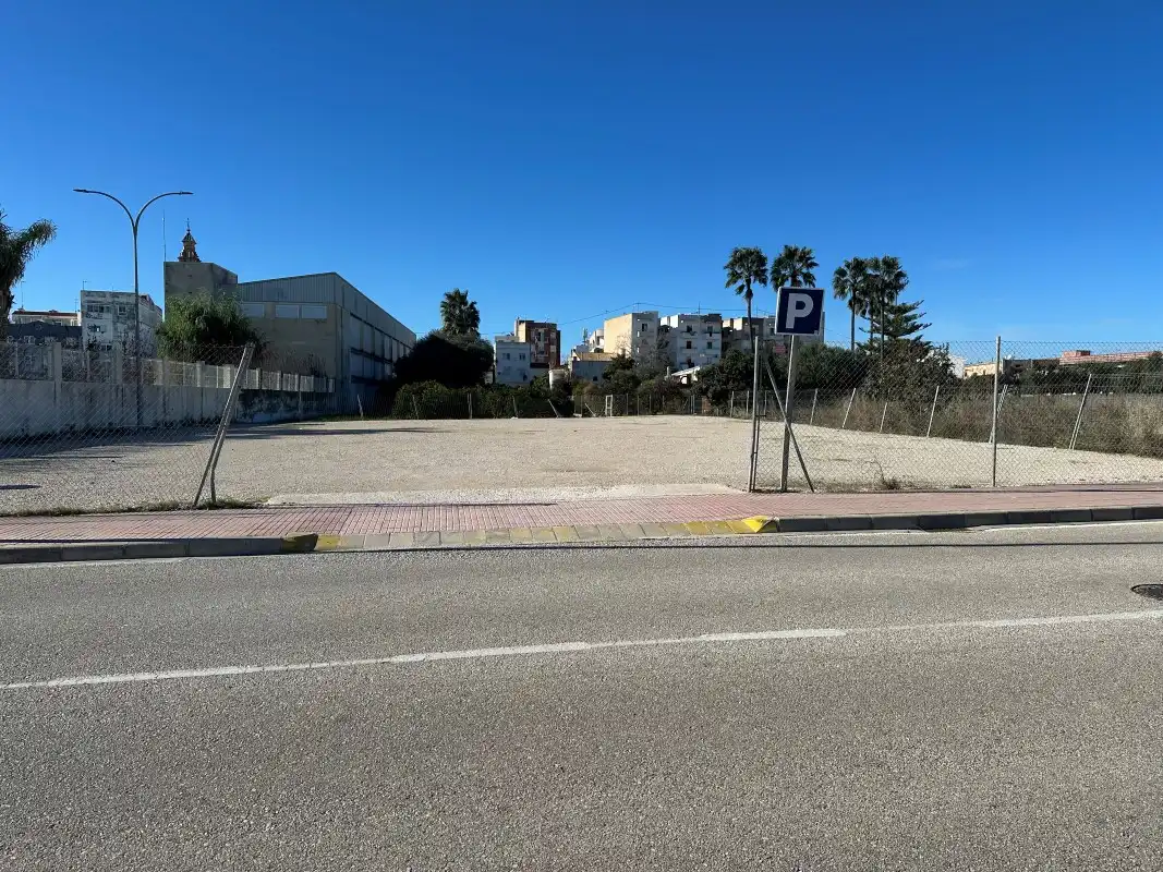 Parking de Piso en venta en Piles con Aire acondicionado
