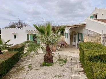 Casa rustica con giardino in vendita a Sant Lluís - S'Ullestrar - Torret