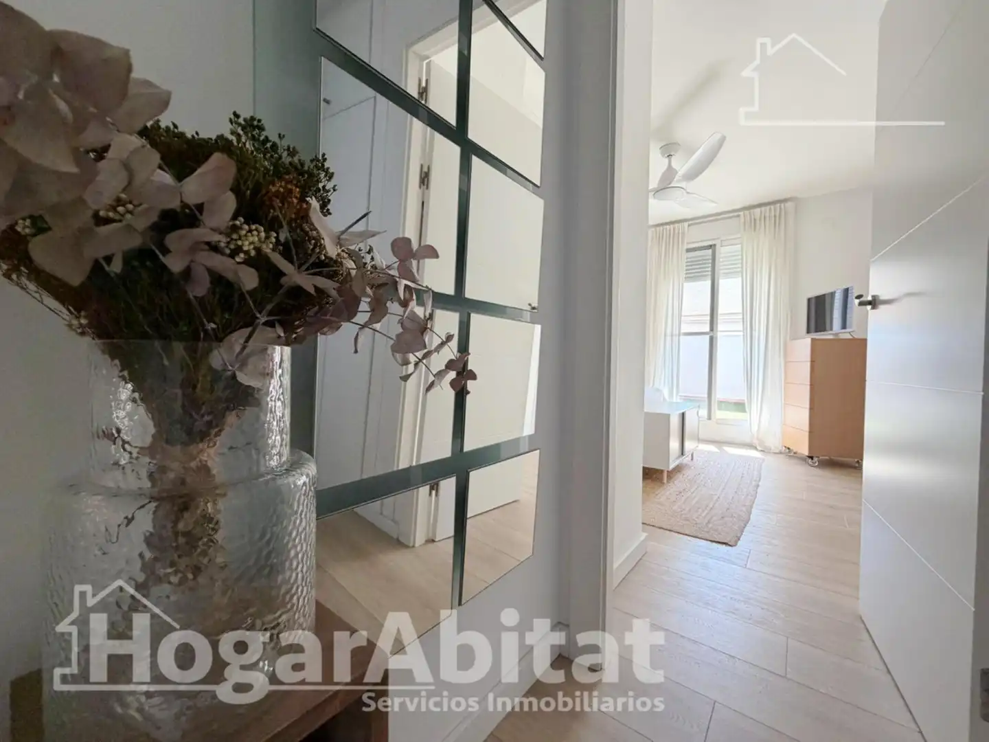 Attic for sale in Chiva  with Air Conditioner and Terrace