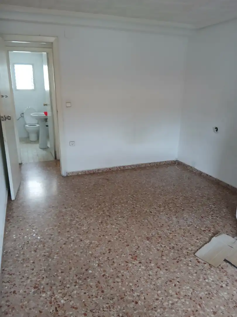 Flat with terrace for sale in Plaça de Benicalap, imagen 6