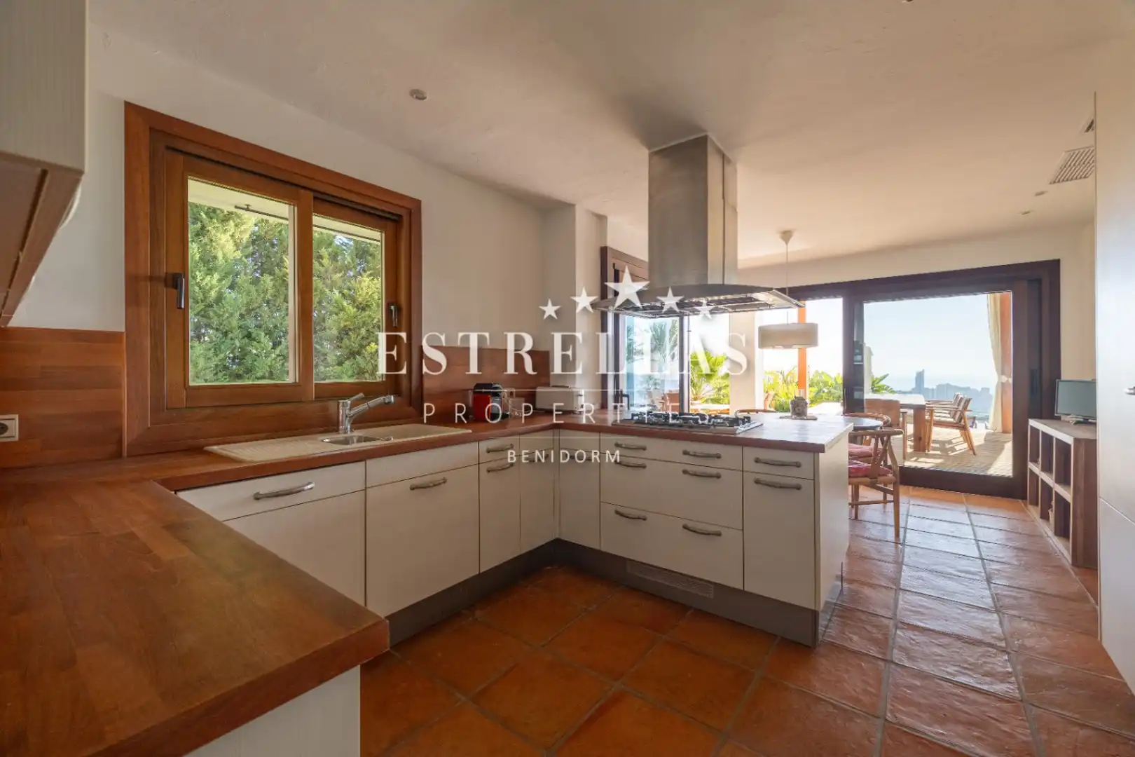 Villa mit Pool zum Verkauf in Golf Bahía, imagen 8