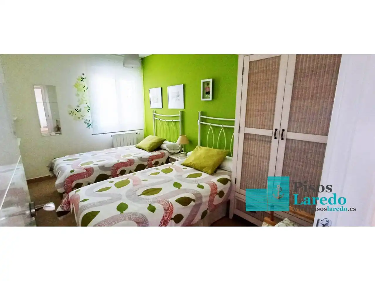 Habitación de Piso de alquiler en Laredo con Calefacción, Terraza y Amueblado