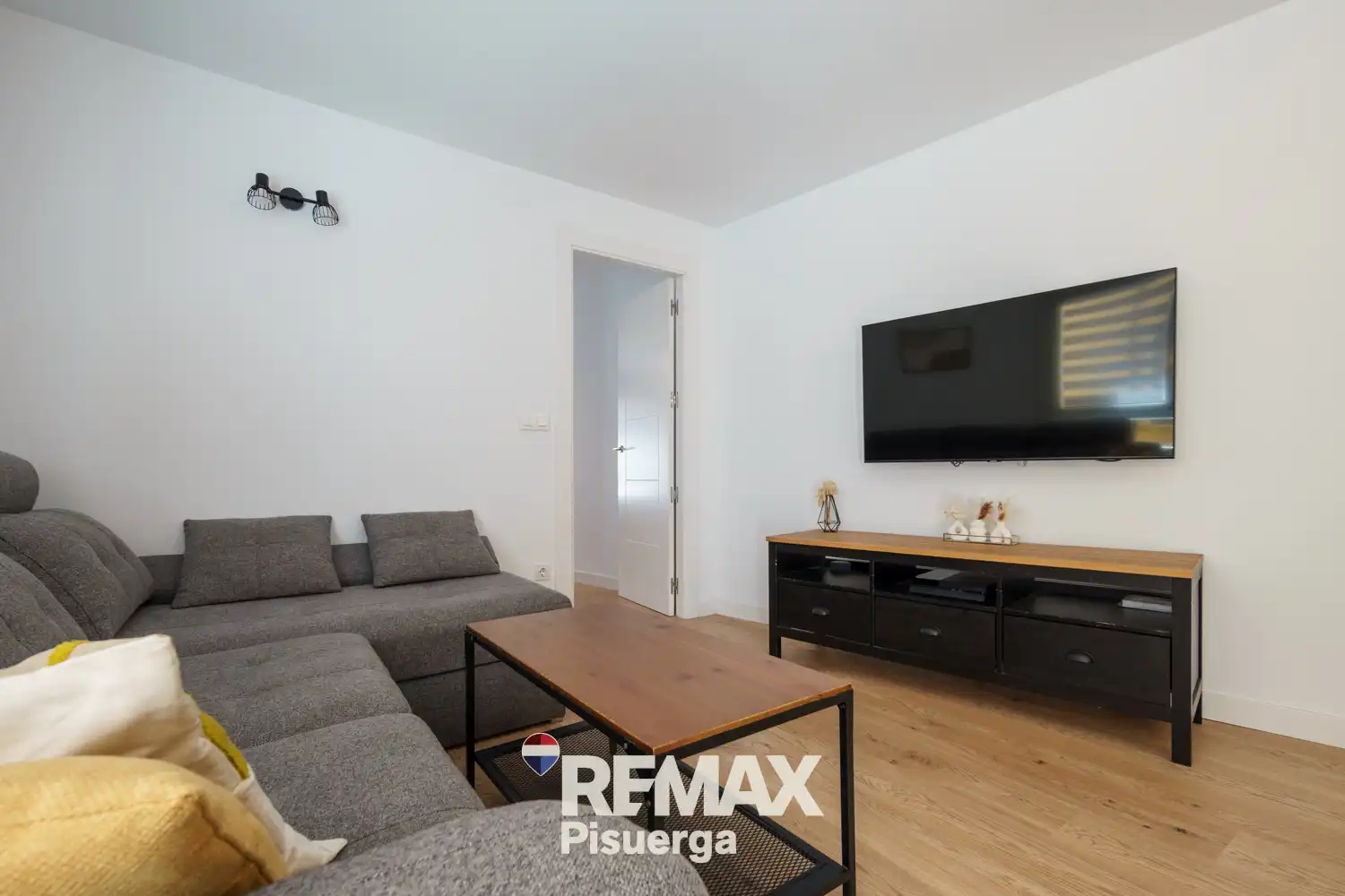Piso en venta en Valladolid con Calefacción, Parquet y Terraza