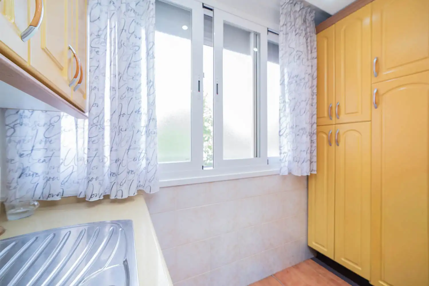 Balcony of Flat for sale in Leganés  with Air Conditioner, Storage room and Community pool
