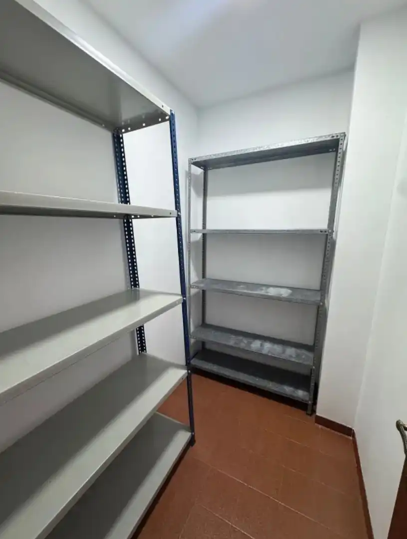 Piso de alquiler en Ferrol con Calefacción, Trastero y Amueblado