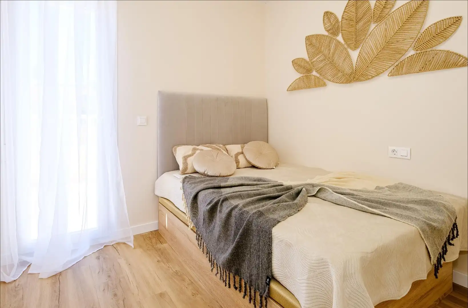 Habitación de Casa adosada en venta en Orihuela con Aire acondicionado, Terraza y Trastero