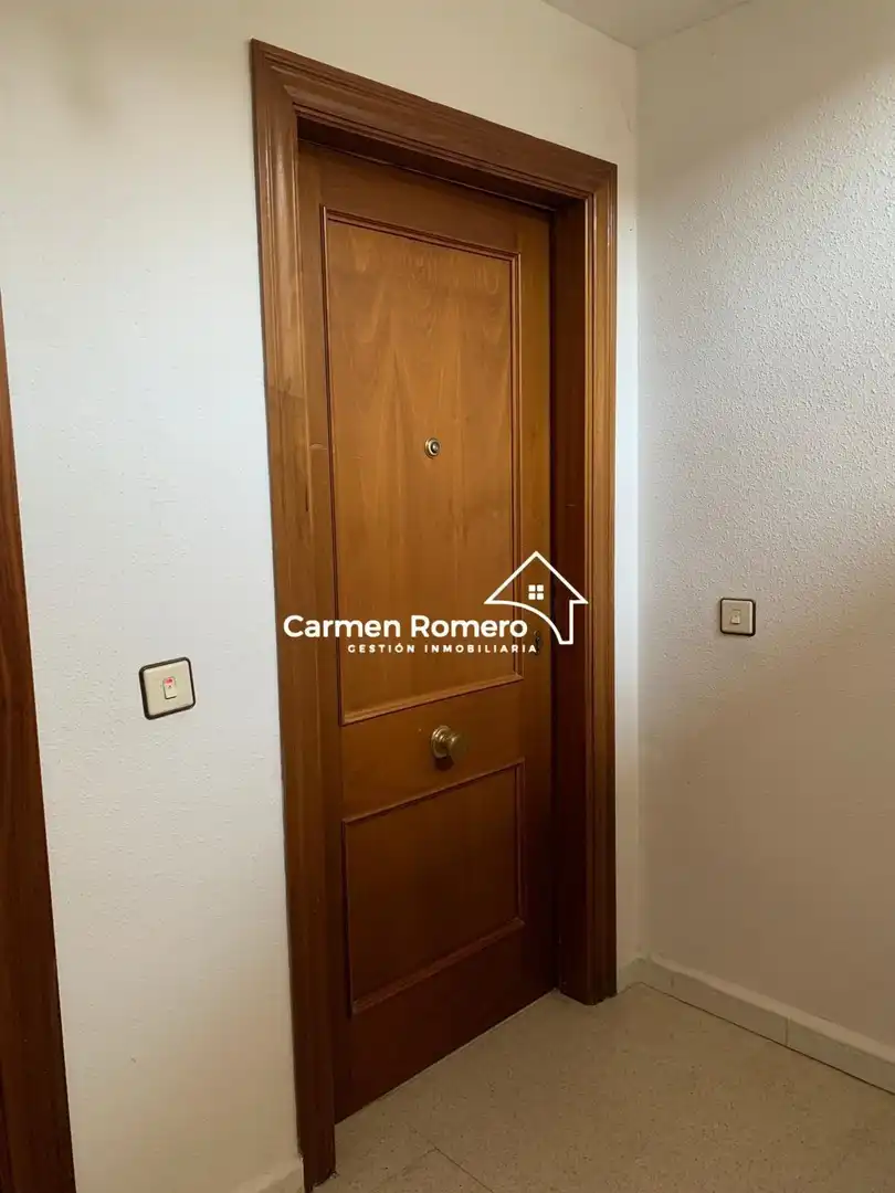 Piso en venta en Calzada de Valdunciel con Calefacción, Terraza y Balcón