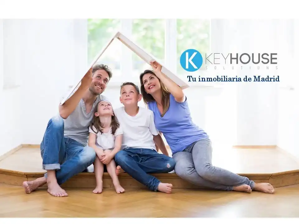 Vista exterior de Local en venta en San Fernando de Henares con Aire acondicionado