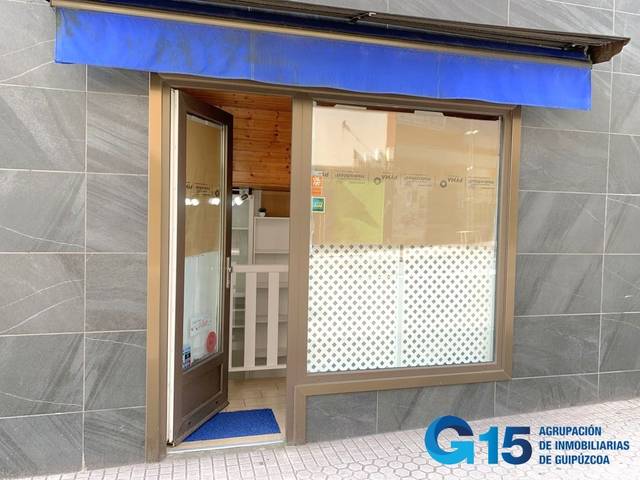 Local comercial en Alquiler en Avenida Pasajes De San Pedro, 51 en Bidebieta