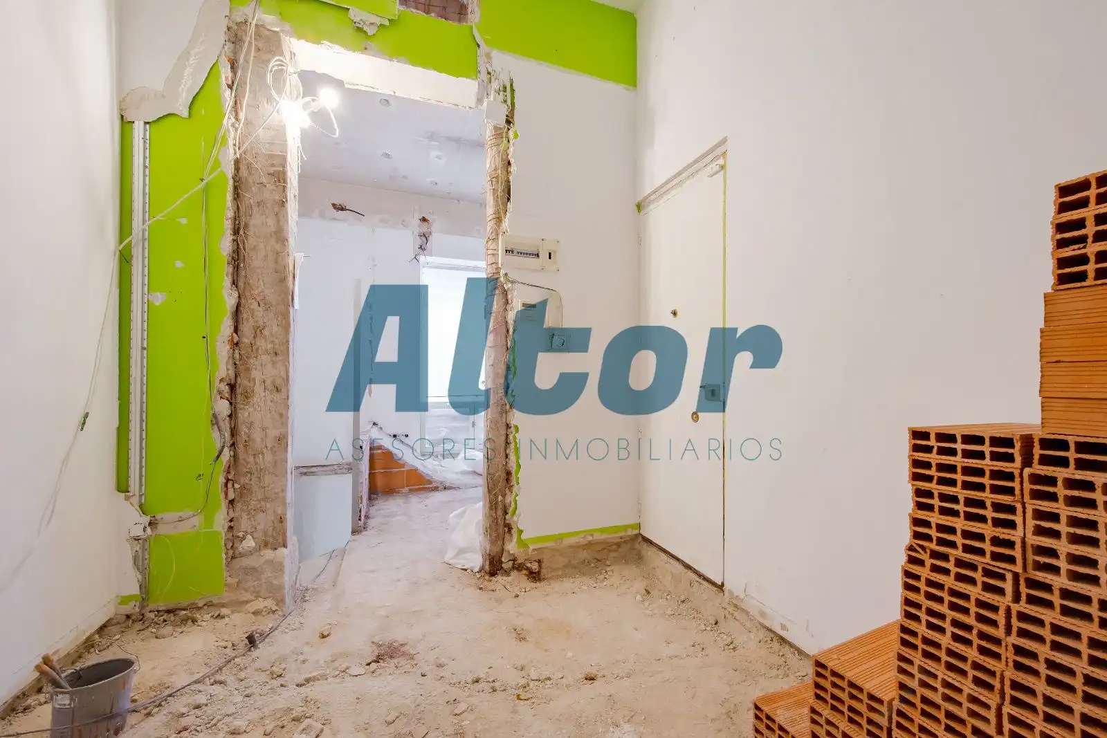 Local en venta en Madrid