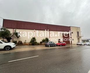 Vista exterior de Nau industrial en venda en Agullent