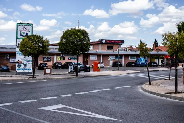 Local comercial en Alquiler en Avenida España, 1 en Peñas Albas - Zulema