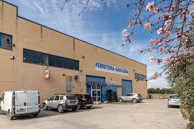 Nave industrial en Venta en Nuevo Baztán - pueblo