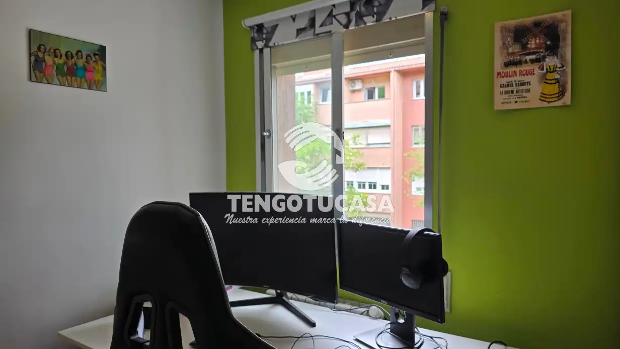 Habitación de Piso en venta en Madrid con Amueblado